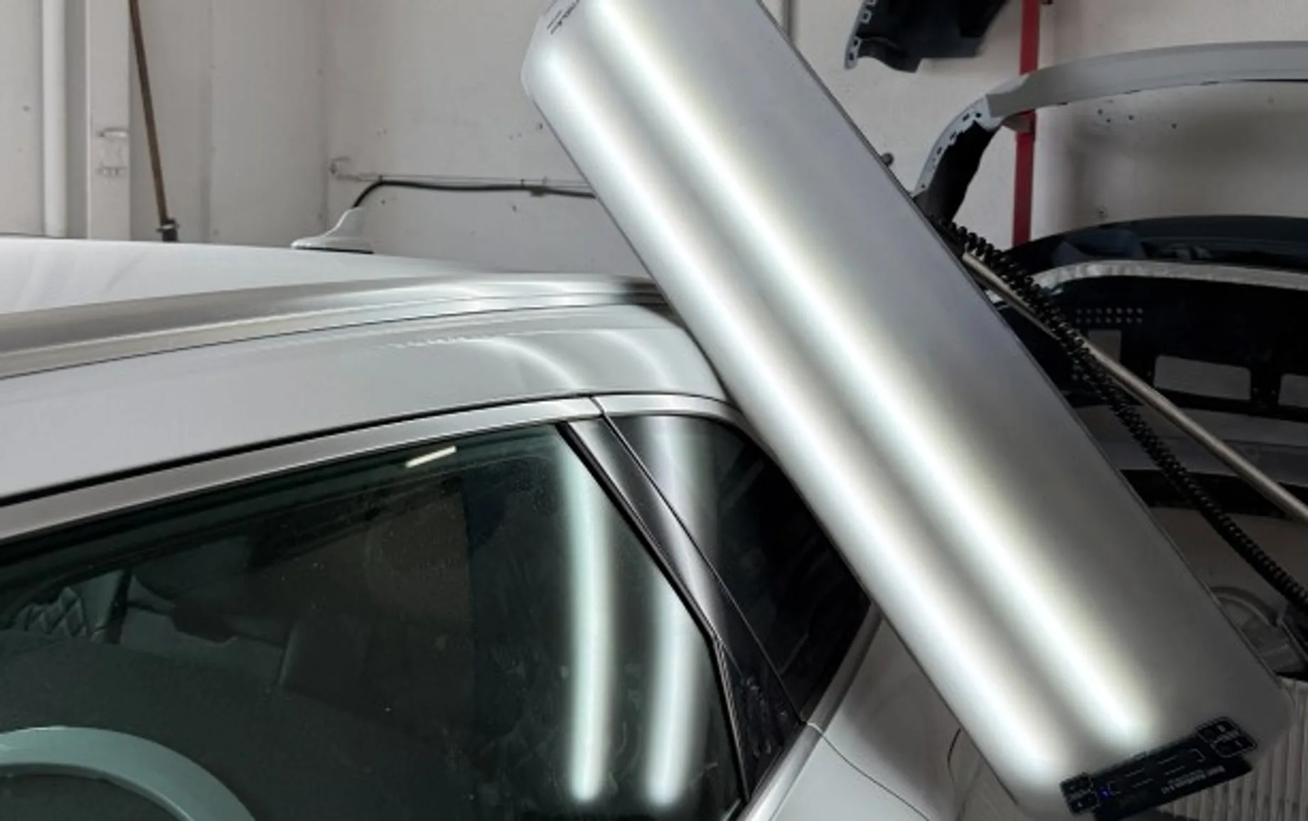 Débosselage sans peinture — carrosserie Crassier, Nyon